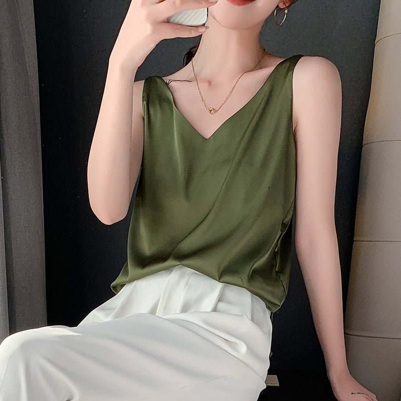Orina | Women's V-Neck Sleeveless Tank Top