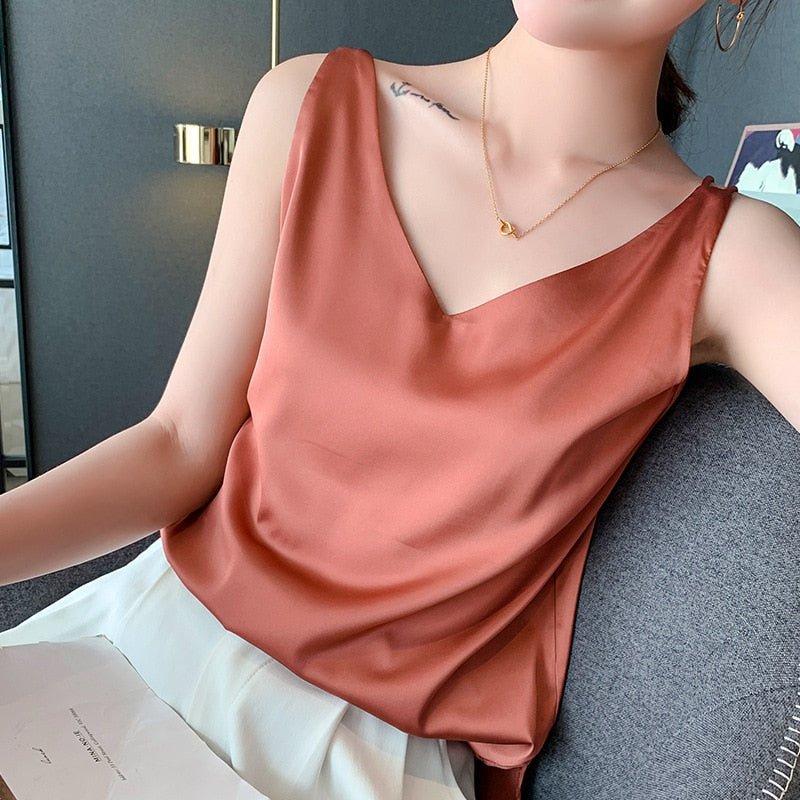 Orina | Women's V-Neck Sleeveless Tank Top