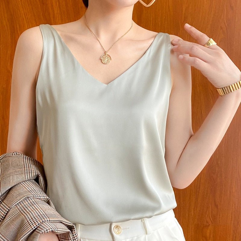 Orina | Women's V-Neck Sleeveless Tank Top